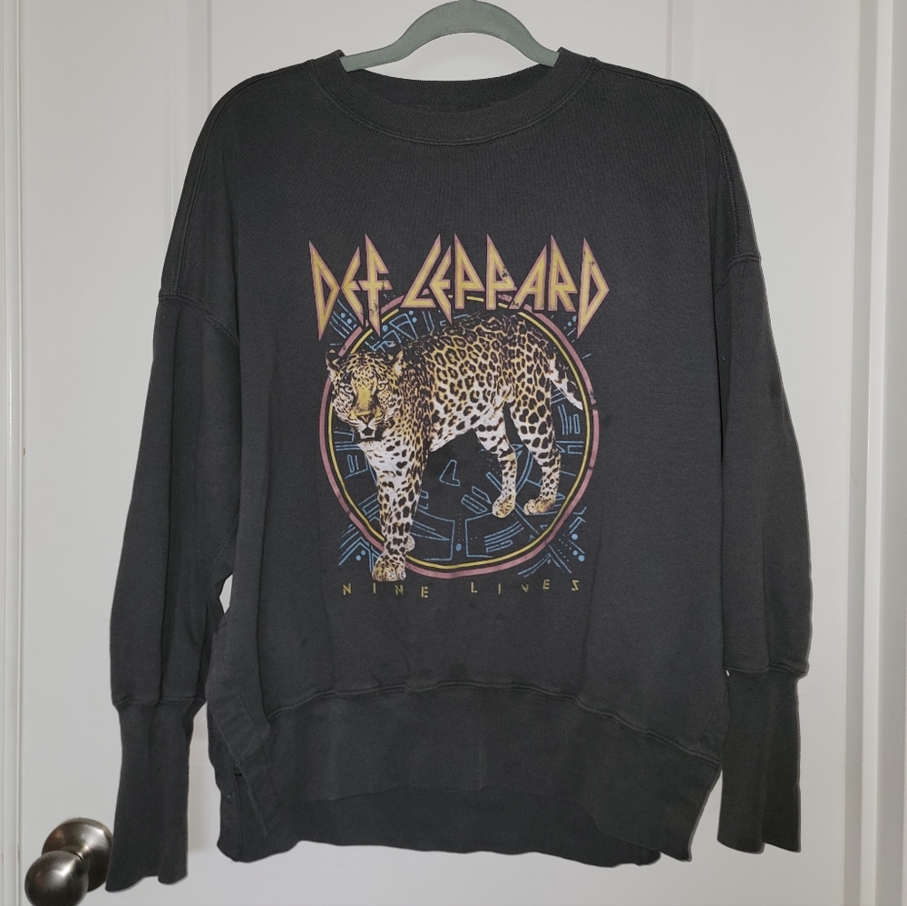 Abercrombie & Fitch Soft Collection Sweatshirt